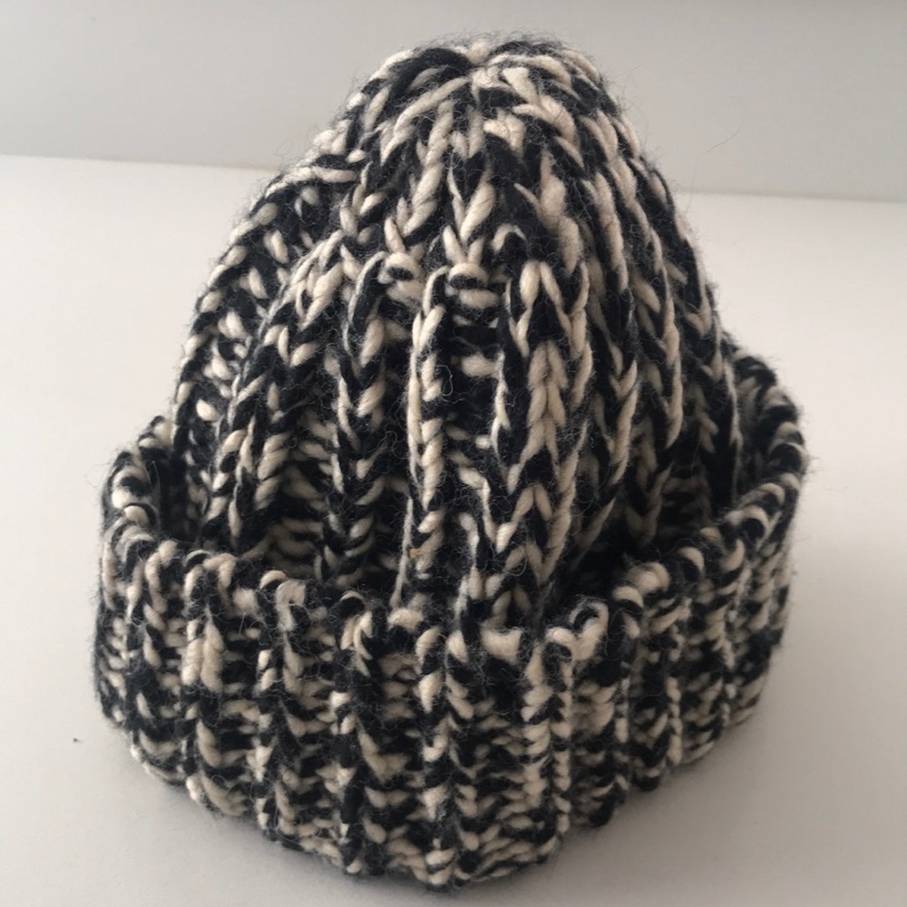 DKNY hat